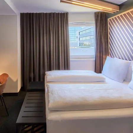B&B Hotel Frankfurt-Niederrad