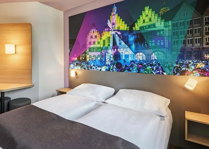 Frankfurt-niederrad 酒店 3*