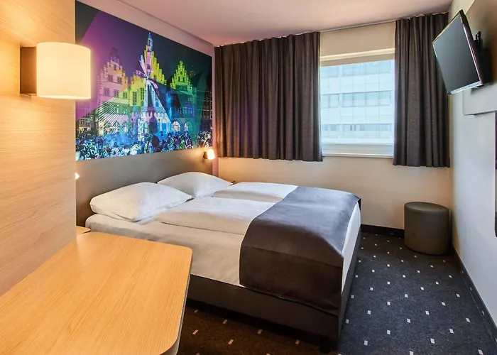 Frankfurt-niederrad 酒店 3*